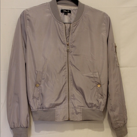 Very stylish Windbreaker - Picture 1 of 4